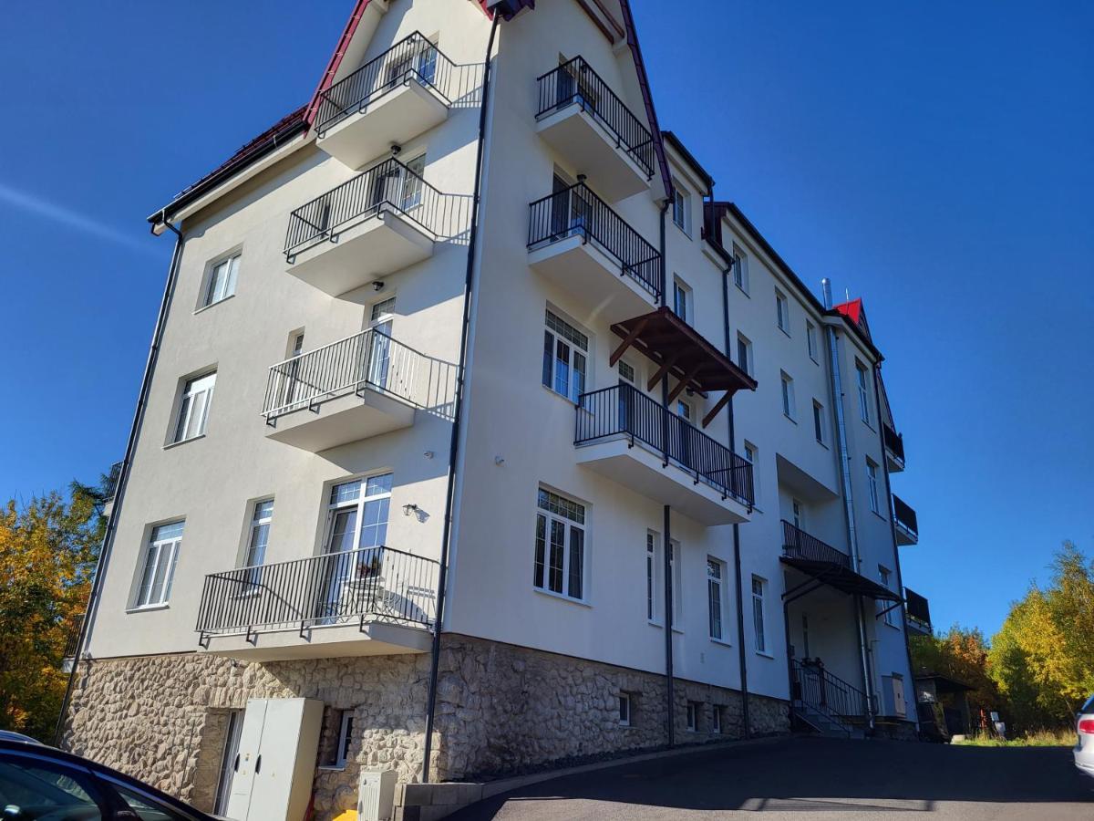 Apartman Pekna Vyhliadka - Vila Vlasta วิสโซเค ดาตรี ภายนอก รูปภาพ