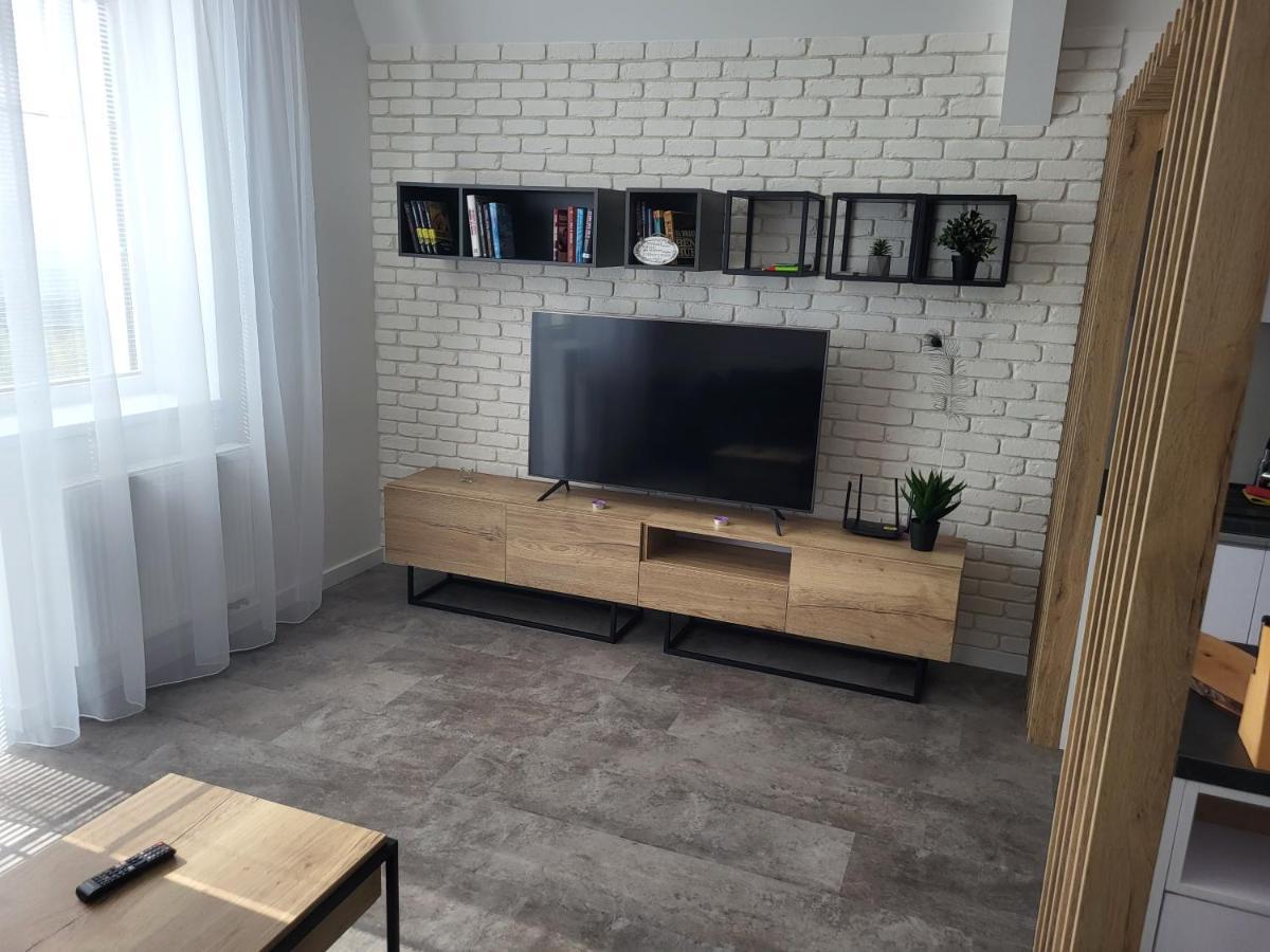 Apartman Pekna Vyhliadka - Vila Vlasta วิสโซเค ดาตรี ภายนอก รูปภาพ