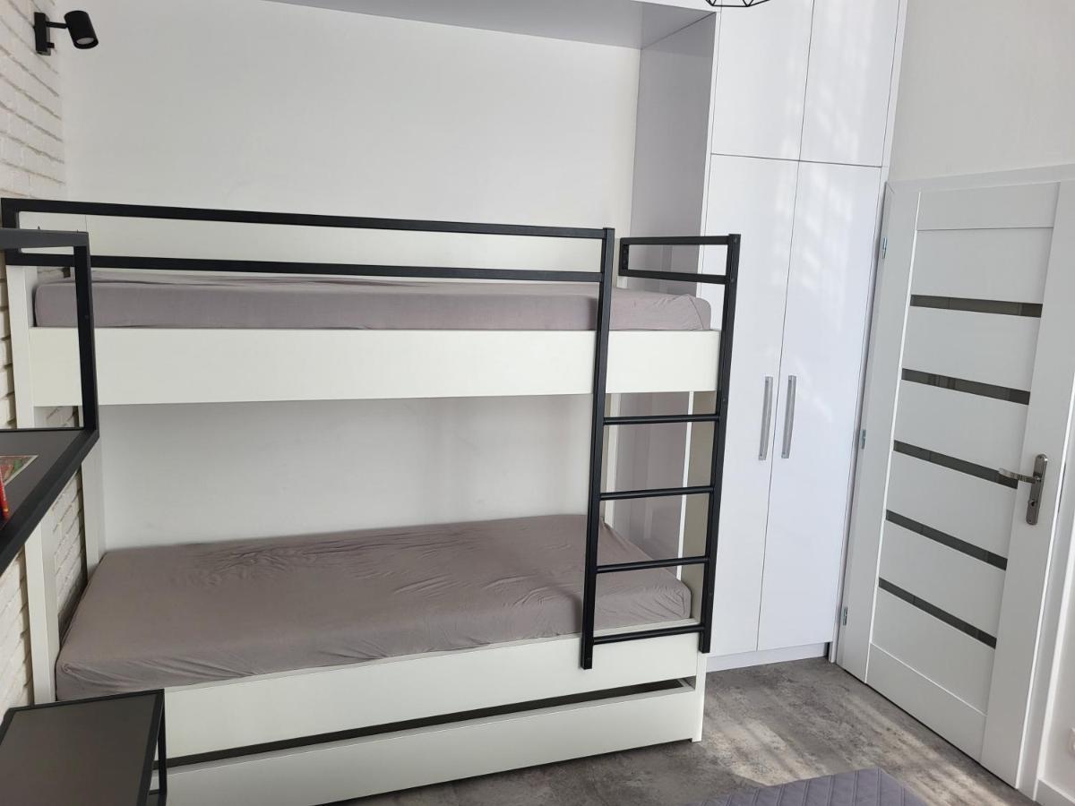 Apartman Pekna Vyhliadka - Vila Vlasta วิสโซเค ดาตรี ภายนอก รูปภาพ