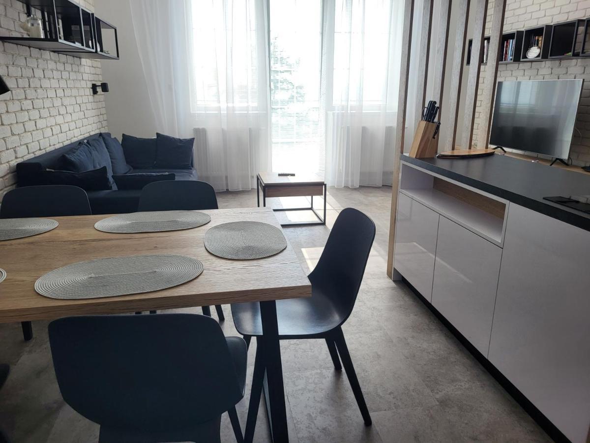 Apartman Pekna Vyhliadka - Vila Vlasta วิสโซเค ดาตรี ภายนอก รูปภาพ