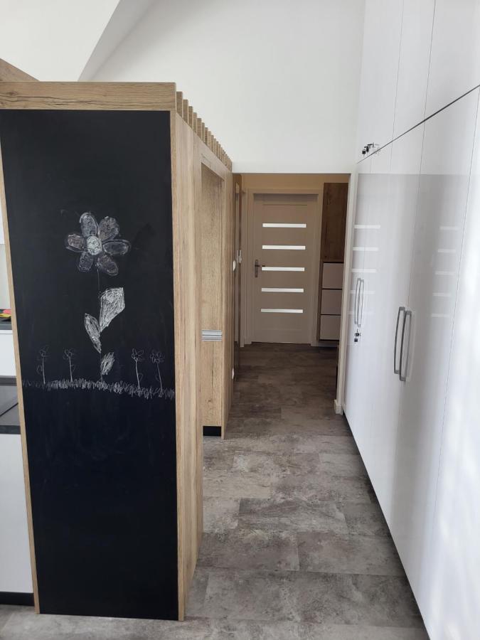 Apartman Pekna Vyhliadka - Vila Vlasta วิสโซเค ดาตรี ภายนอก รูปภาพ