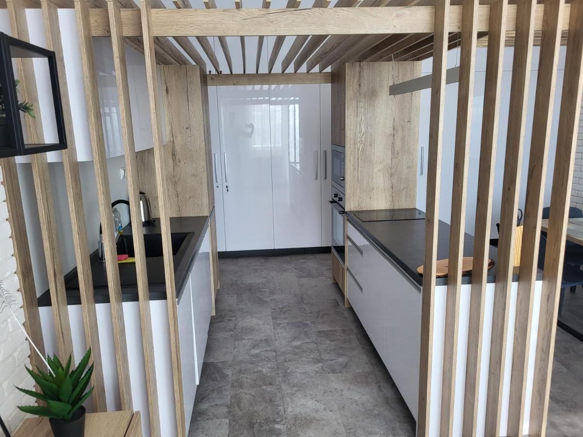 Apartman Pekna Vyhliadka - Vila Vlasta วิสโซเค ดาตรี ภายนอก รูปภาพ