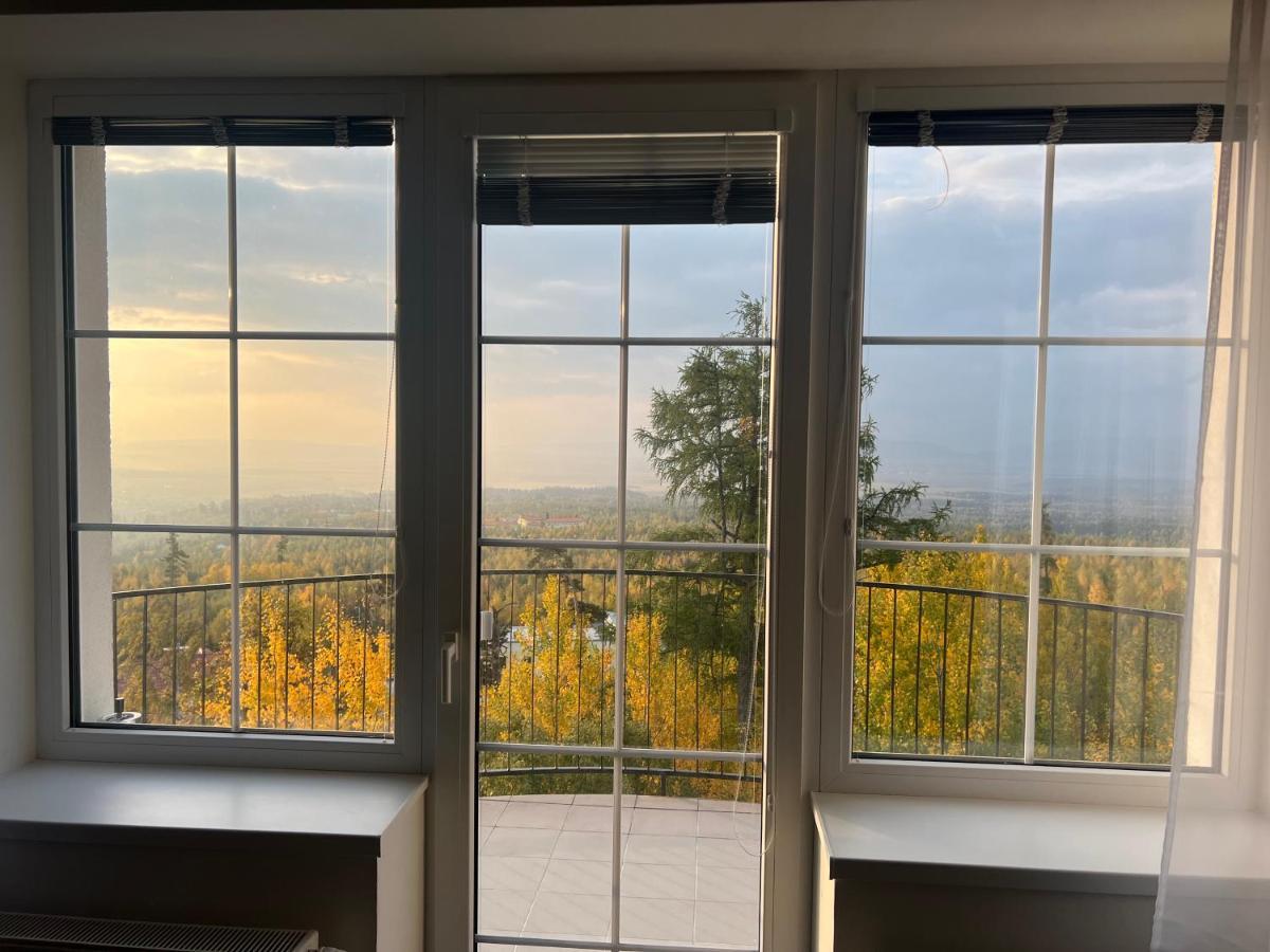 Apartman Pekna Vyhliadka - Vila Vlasta วิสโซเค ดาตรี ภายนอก รูปภาพ